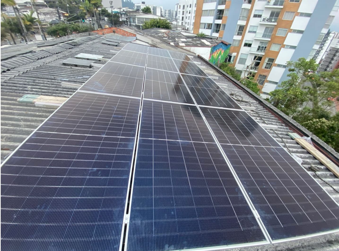 Paneles solares, Oficina MSS Ingeniería