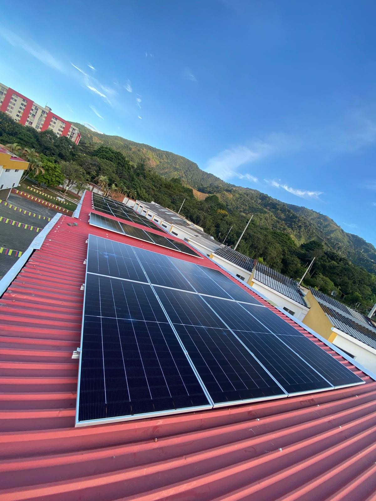 Paneles solares, Motel - Venus Sur Ibagué