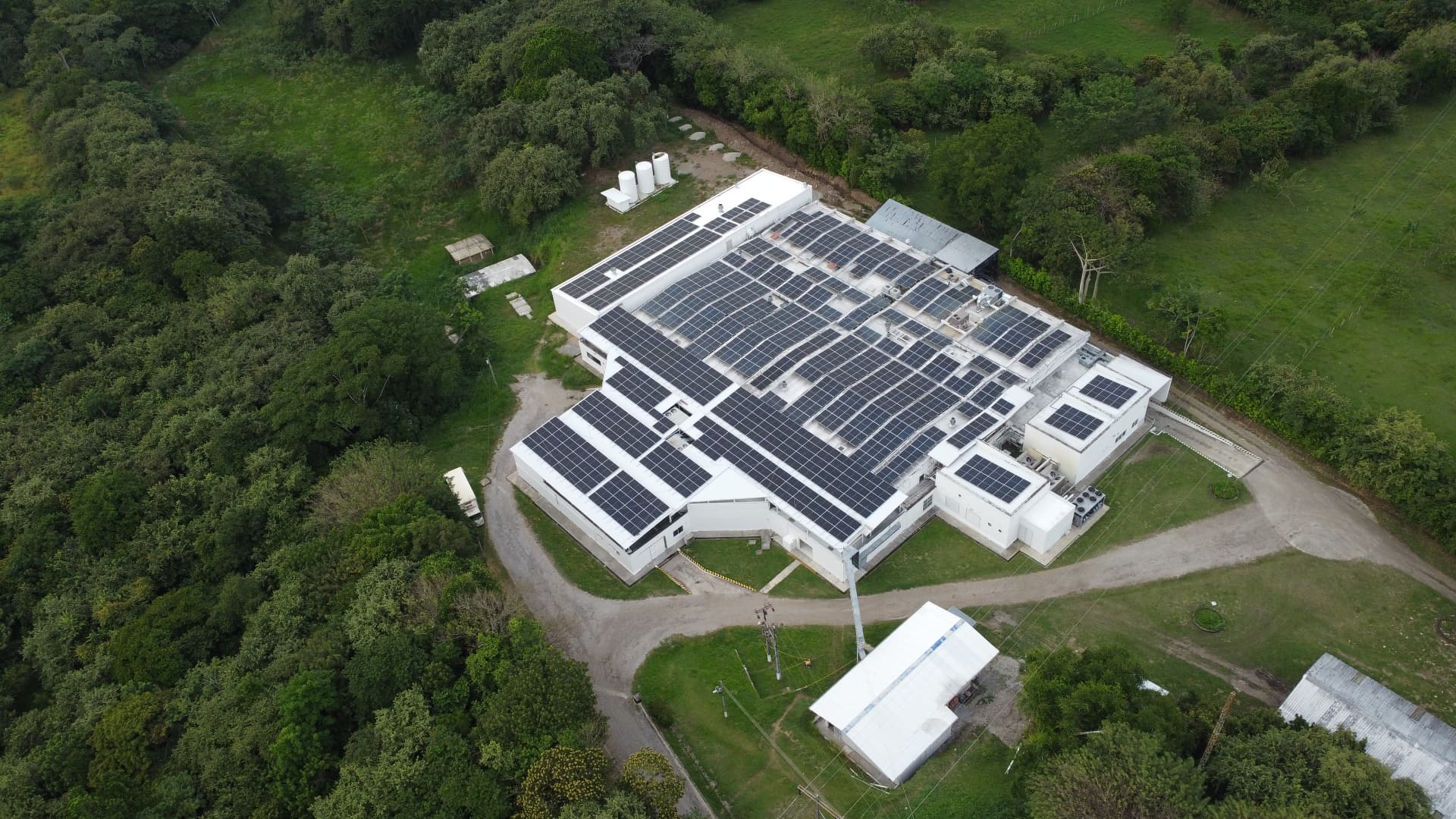 Paneles solares, Hy-Line Las Palmas - Ampliación
