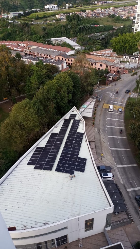 Paneles solares, Edificio Bambú